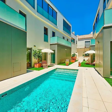 Stylish Townhouse In Centre, Shared Pool Tavira